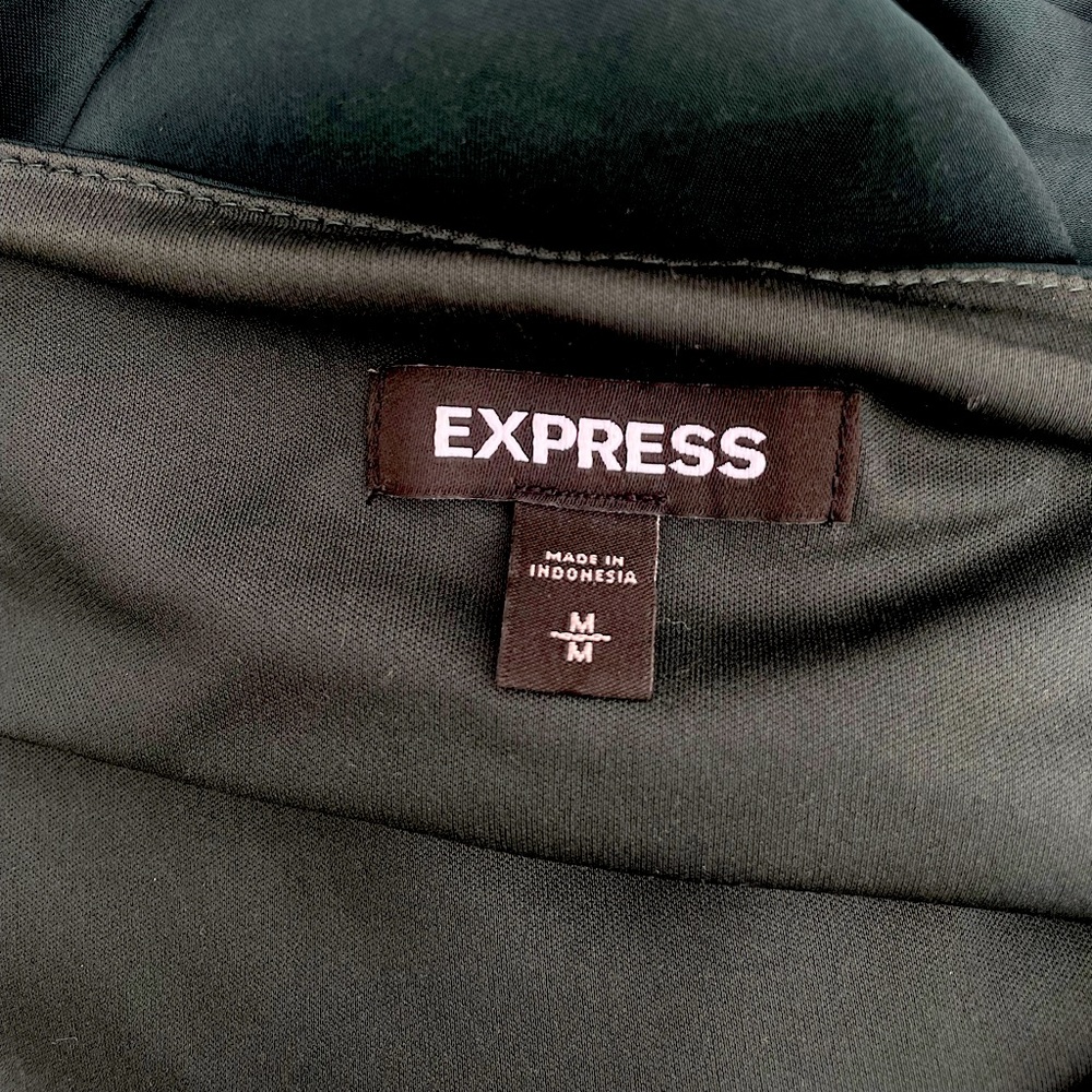 Express Satin Gown size M - Picture 8 of 8